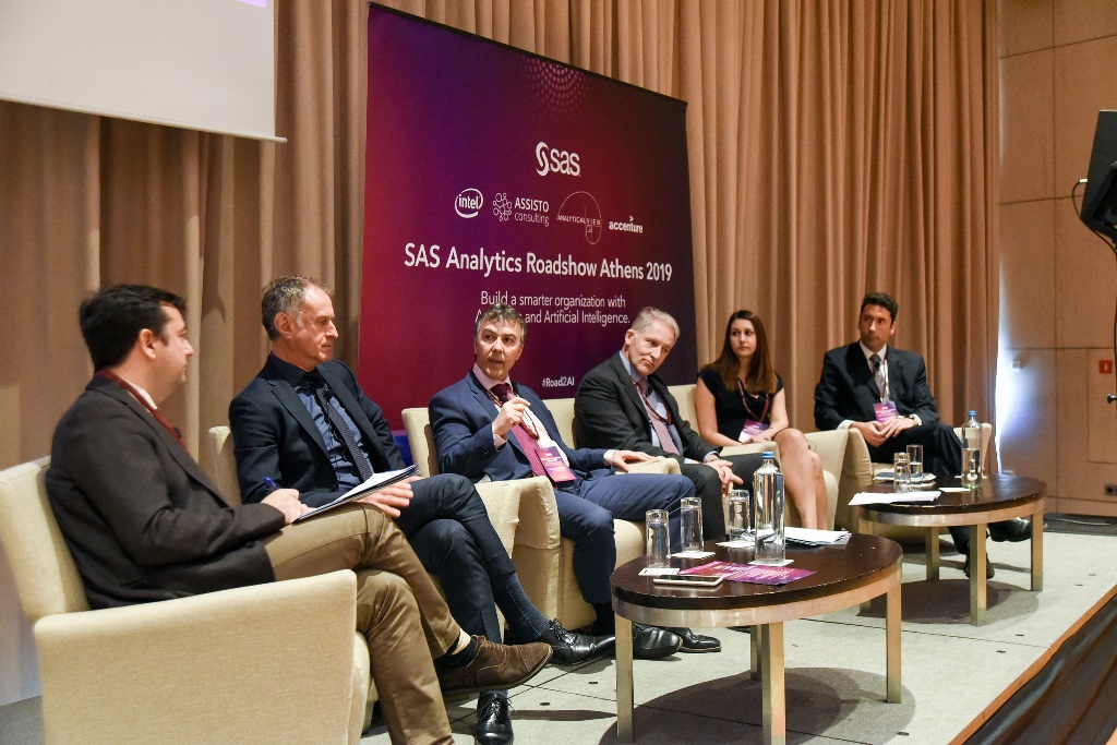 Analytics Roadshow_3.jpg Analytics Roadshow_3.jpg