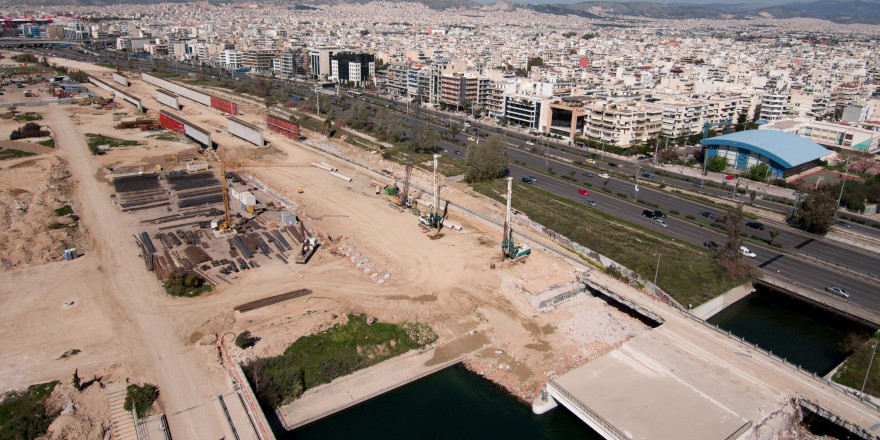Έργα ανάπλασης στον Φαληρικό Όρμο Έργα ανάπλασης στον Φαληρικό Όρμο
