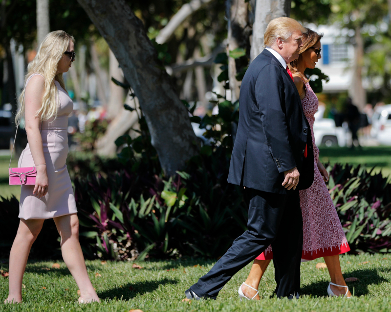 tifani-donald-melania-trump.jpg Τίφανι Τραμπ, Ντόναλντ Τραμπ, Μελάνια Τραμπ