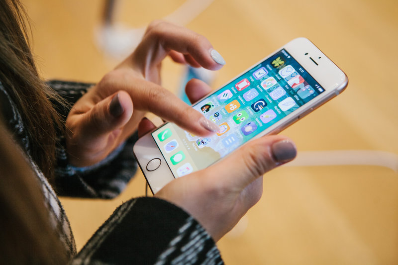 iphone8.jpg iphone8.jpg