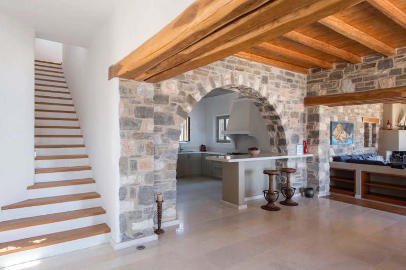 sothebys-spiti-paros-kouzina.jpg sothebys-spiti-paros-kouzina.jpg