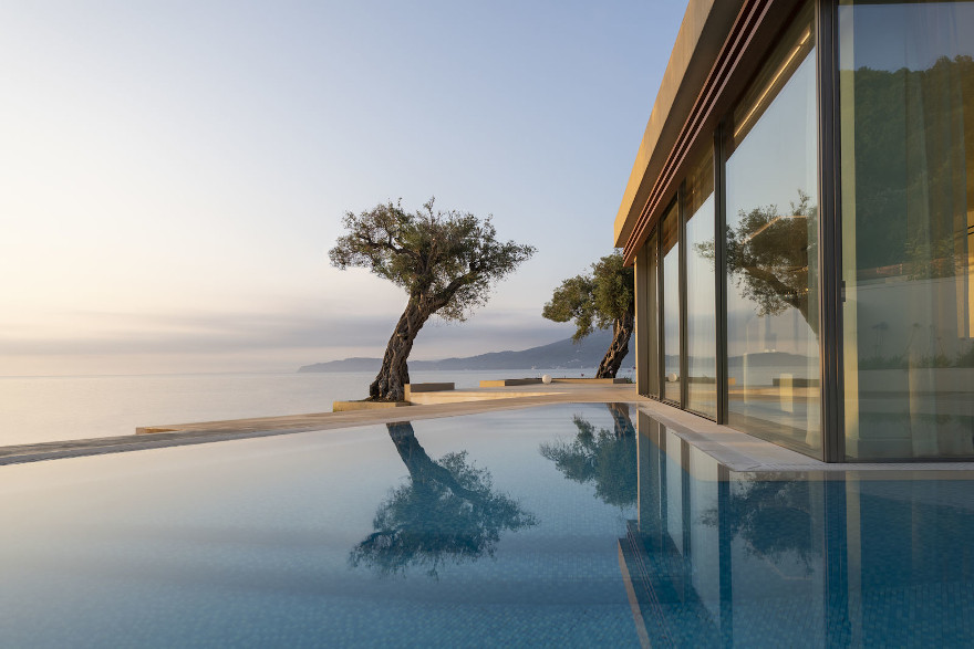 hotel-view.jpg hotel-view.jpg