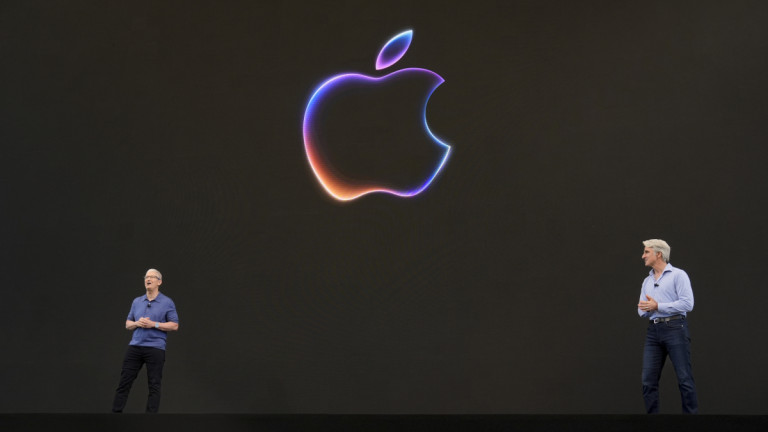 Το πάνελ της παρουσίασης στην εκδήλωση της Apple 