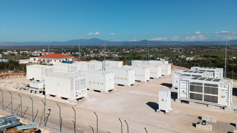 Η MORE ολοκλήρωσε την κατασκευή τριών ανεξάρτητων συστημάτων αποθήκευσης ενέργειας στην Ελλάδα