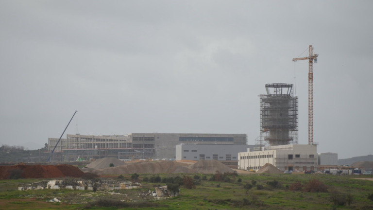 Το υπό κατασκευή αεροδρόμιο στο Καστέλλι 