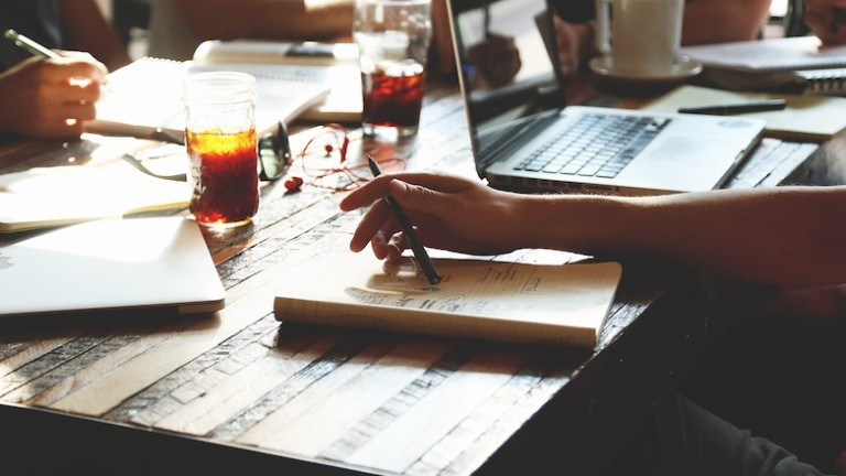 ΕΒΕA: Έναρξη νέου κύκλου υποβολής αιτήσεων στη Θερμοκοιτίδα Νεοφυών Επιχειρήσεων Αθήνας