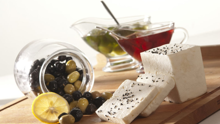 «Σκιά» στις ελληνικές εξαγωγές τροφίμων στις ΗΠΑ