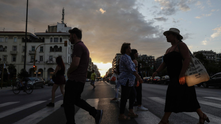 Δώρο Πάσχα: Σήμερα η τελευταία ημέρα καταβολής -Πού πρέπει να απευθυνθούν όσοι μισθωτοί δεν το λάβουν 