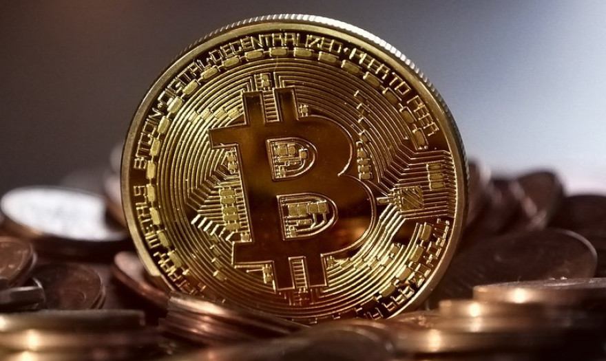 πάνω ή κάτω από το bitcoin
