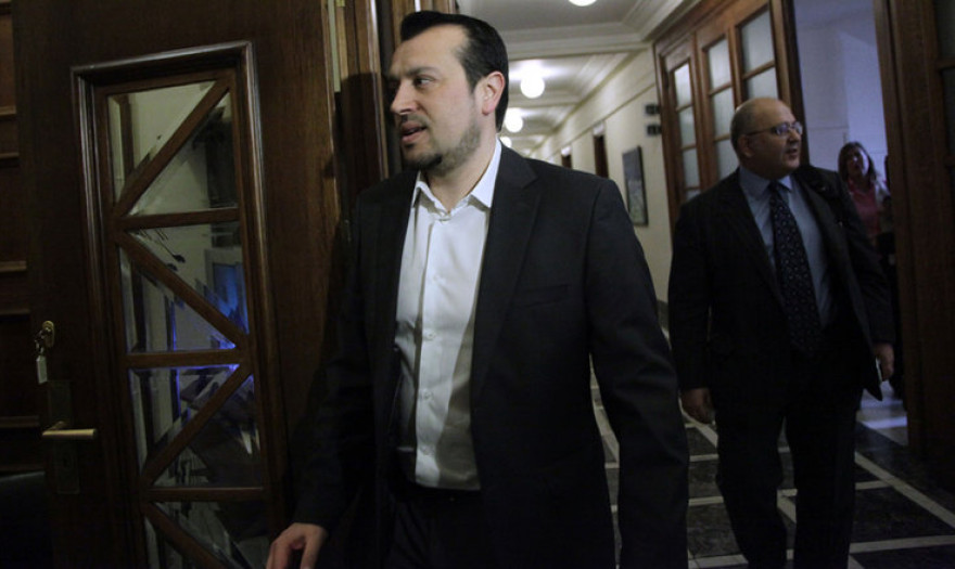 Τροπολογία-«ανάσα» στους καναλάρχες για τις άδειες