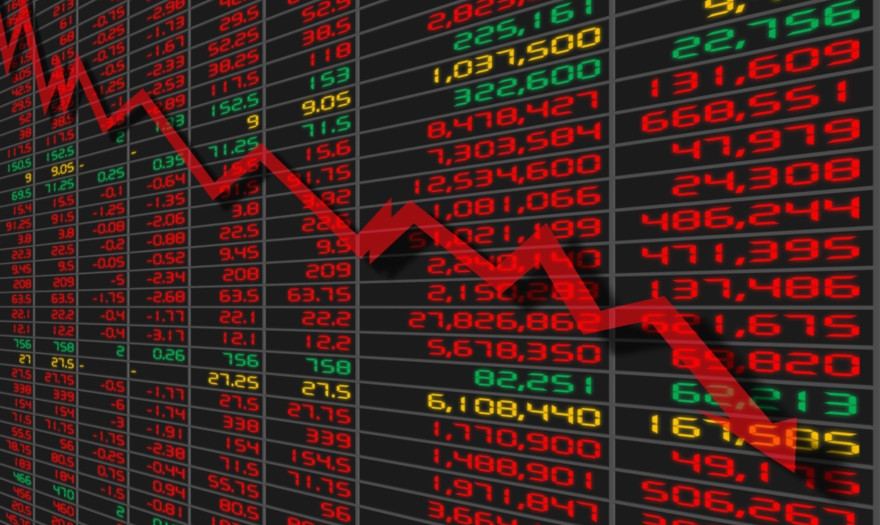 Διαλύονται οι τραπεζικές μετοχές - Στο 99,9% οι απώλειες από το 2013 
