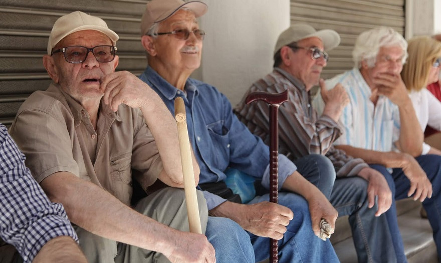 Παιχνίδι υψηλού κόστους με τις χαμηλές συντάξεις