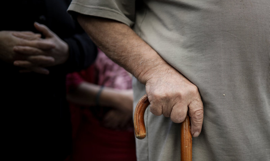 Î“ÎµÏÎ½Î¬ÎµÎ¹ Î· Î•Ï…ÏÏŽÏ€Î·, Î³ÎµÏÎ½Î¬ÎµÎ¹ ÎºÎ±Î¹ Î· Î•Î»Î»Î¬Î´Î±