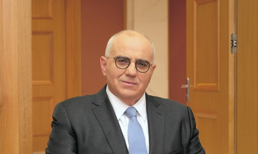 Καραμούζης: Κίνδυνος παγίδευσης σε στασιμότητα