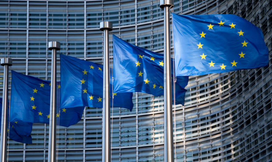 Η Κομισιόν χαιρετίζει τη συμφωνία μεταξύ Ισραήλ-ΗΑΕ