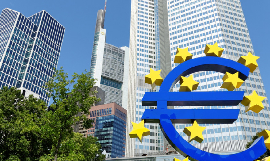«Καμπανάκι» από την ΕΚΤ για τις ελληνικές τράπεζες