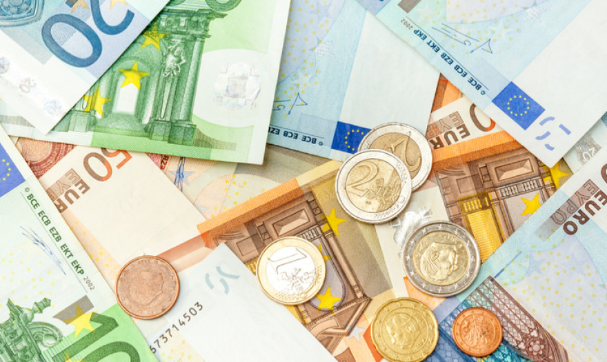 Î¤Î­ÏƒÏƒÎµÏÎ± Ï‡ÏÏŒÎ½Î¹Î± Î¼Îµ capital controls: Ï€ÏŒÏ„Îµ Î¸Î± Î±ÏÎ¸Î¿ÏÎ½