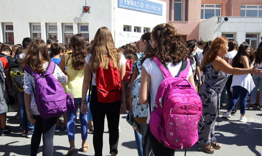Πέτσας: Τα σχολεία θα ανοίξουν στις 7 Σεπτεμβρίου