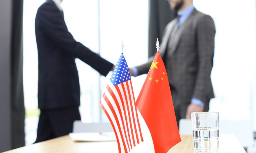 Οι ΗΠΑ θέλουν πιο «προβλέψιμο» περιβάλλον για τις εταιρείες τους στην Κίνα