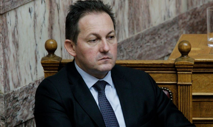 Πέτσας: Επιστράτευση ιδιωτών ιατρών εάν η εθελοντική προσφορά είναι μικρή