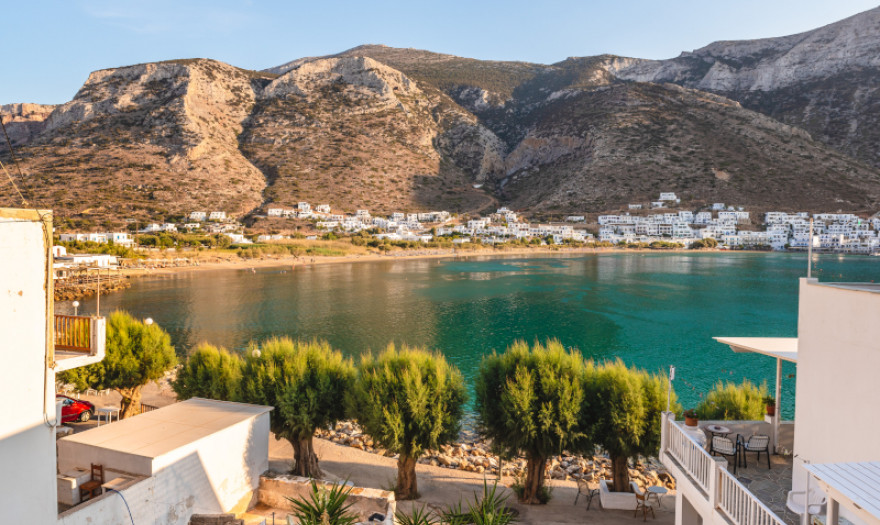 Ρεκόρ αφίξεων για τη Σίφνο που πρωταγωνιστεί σε διεθνή ΜΜΕ με το 15ο Φεστιβάλ Κυκλαδικής Γαστρονομίας