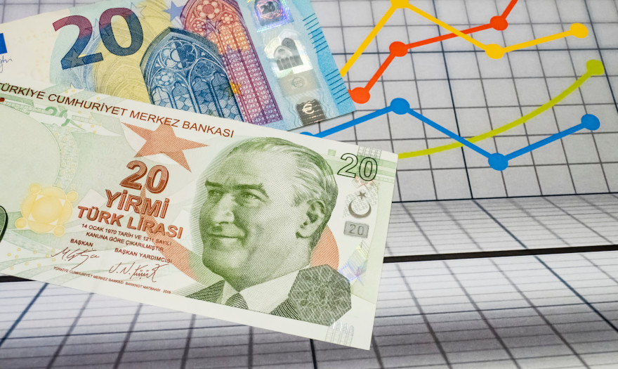 Συνάλλαγμα: Το ευρώ ενισχύεται 0,35%, στα 1,1823 δολάρια