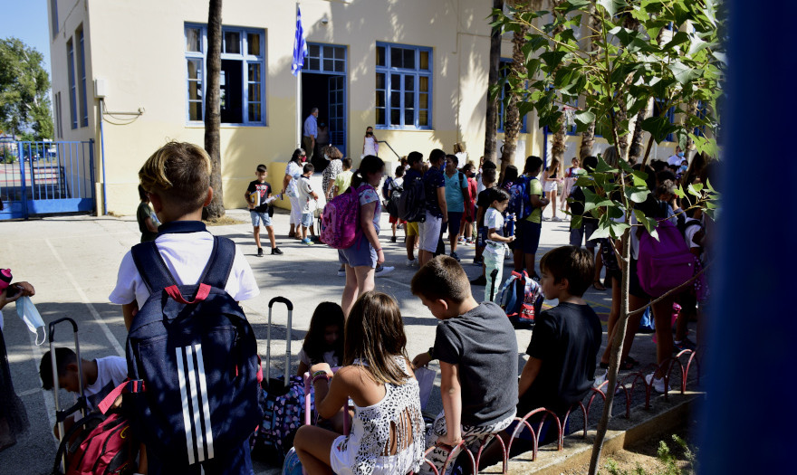 Υπ. Παιδειάς: Κονδύλια 118 εκατ. για προσλήψεις εκπαιδευτικών