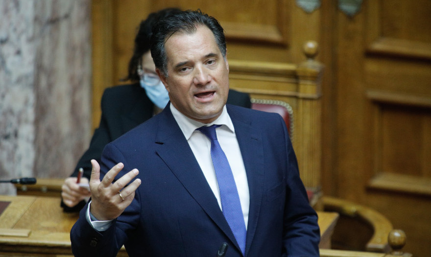 Γεωργιάδης: Ολικό lockdown αν χρειαστεί