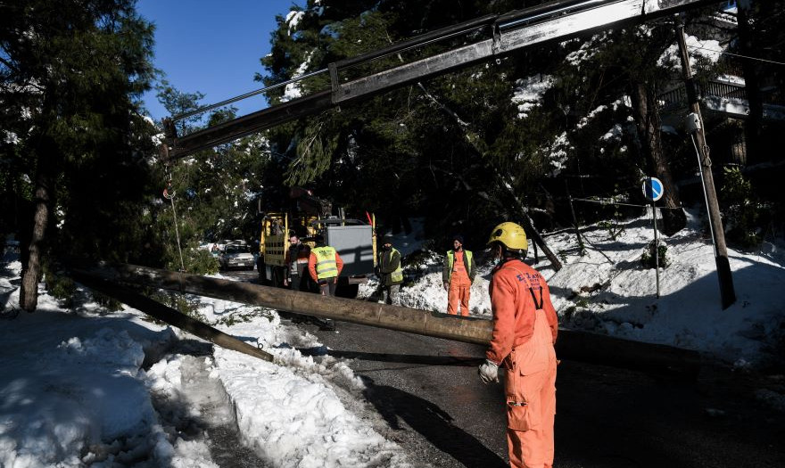 Μάχη για την ηλεκτροδότηση 8.000 νοικοκυριών