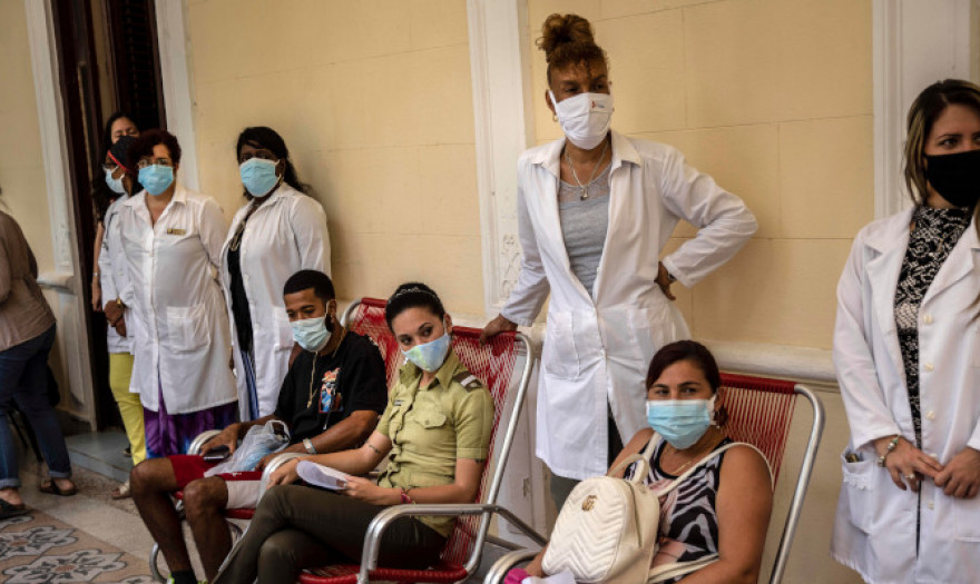 Η Κούβα πιθανώς θα γίνει η μικρότερη χώρα στον κόσμο που θα αναπτύξει τα δικά της εμβόλια 