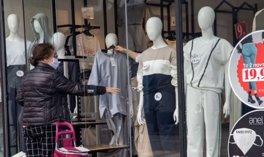 ΕΛΣΤΑΤ: Μείωση 8,7% σημείωσε ο όγκος των πωλήσεων στο λιανικό εμπόριο της χώρας τον Μάρτιο, 