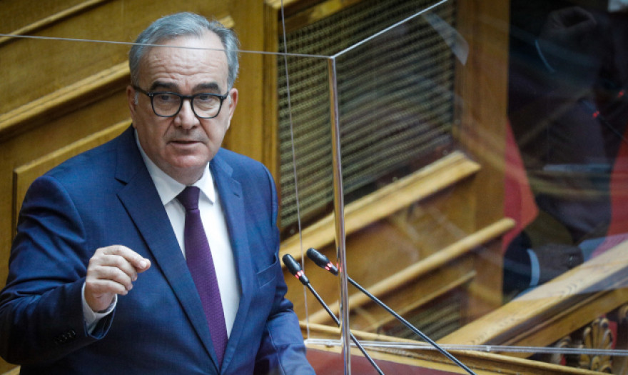 Παπαθανάσης: Ειδική σήμανση θα έχουν τα προϊόντα που θα περιλαμβάνονται στο «καλάθι της νοικοκυράς»
