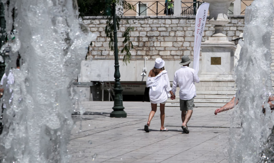 Η τουριστική κίνηση στην Αθήνα αναθερμαίνεται -Απέχει από τα επίπεδα 2019 η απόδοση των ξενοδοχείων 