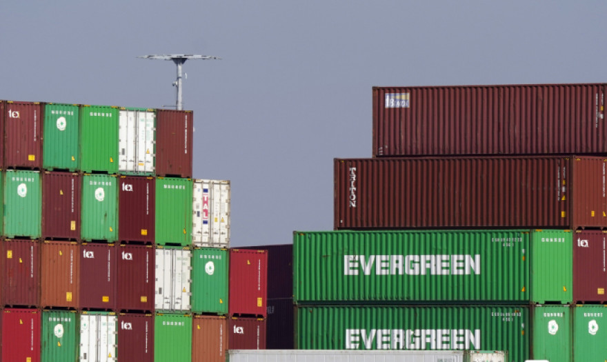 ΗΠΑ: Μειώνεται ο όγκος των εμπορευμάτων στο Λιμάνι του Λος Άντζελες 