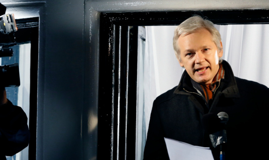 WikiLeaks: Δικηγόροι του Τζούλιαν Ασάνζ μηνύουν στη δικαιοσύνη των ΗΠΑ τη CIA για την παρακολούθησή τους