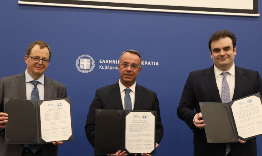 Στα 125 εκατ. ευρώ θα ανέλθει η χρηματοδότηση της Ελλάδας από την ΕΤΕπ για επενδύσεις ψηφιοποίησης του δημόσιου τομέα