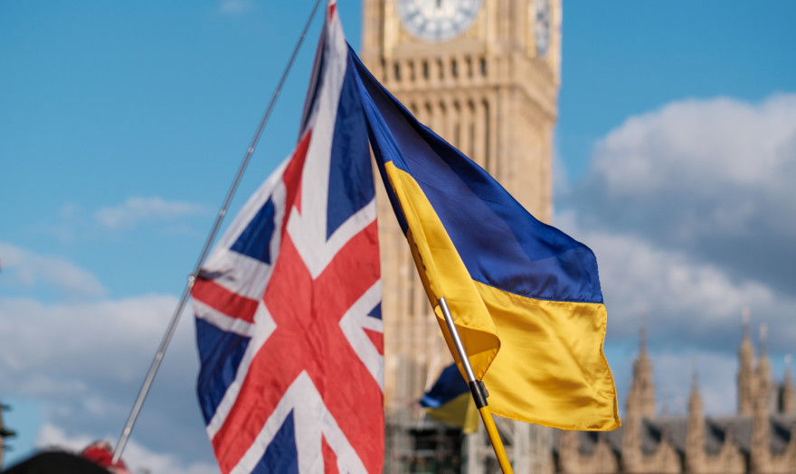 Βρετανία: Αναστολή των δασμών στις εισαγωγές ουκρανικών προϊόντων