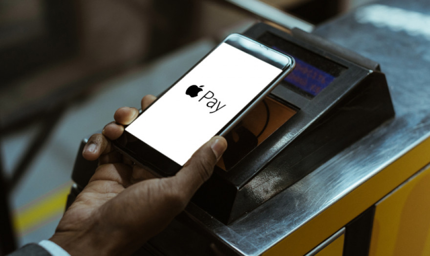 Η Κομισιόν κατηγορεί την Apple για κατάχρηση δεσπόζουσας θέσης στα συστήματα ανέπαφων πληρωμών