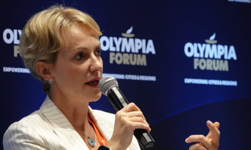 Σδούκου: «Προτεραιότητά μας η εξοικονόμηση ενέργειας στους δήμους της χώρας»