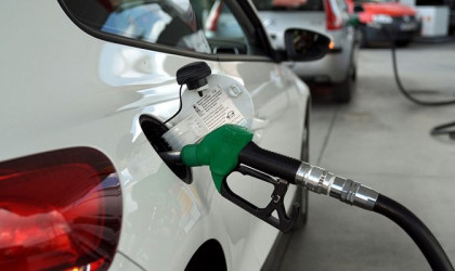 Πιερρακάκης: «Πάνω από 1,5 εκατομμύρια οι αιτήσεις για το Fuel Pass»