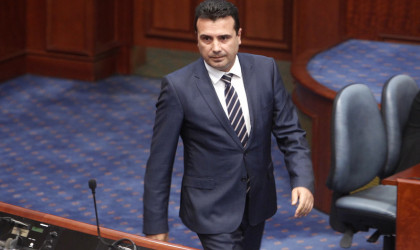 Σκόπια: Παραιτήθηκε ο Ζάεφ - Αναλαμβάνει ο Σπάσοφσκι 