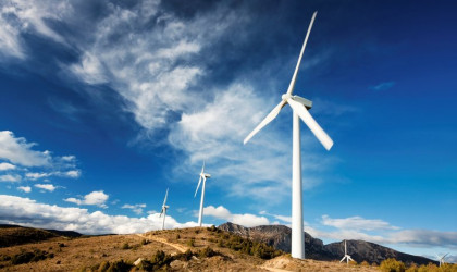 Η Εθνική Τράπεζα, σε συνεργασία με την ΕΤΕπ υποστηρίζει τις επενδύσεις σε ΑΠΕ