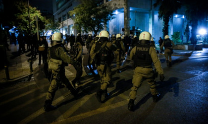 Πολυτεχνείο: Εκτεταμένα επεισόδια στα Εξάρχεια
