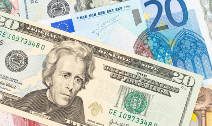 Συνάλλαγμα: Το ευρώ ενισχύεται κατά 0,11%, στα 1,0656 δολάρια
