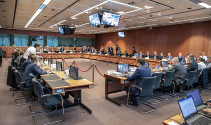 Τα «αγκάθια» που πάγωσαν τη δόση για τον Απρίλιο