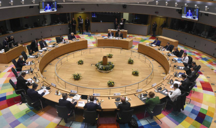 Τρικλοποδιές από το Eurogroup 