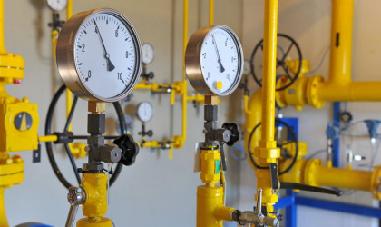 ΕΕ: Τα κράτη μέλη δεσμεύονται να μειώσουν τη ζήτηση φυσικού αερίου κατά 15% τον επόμενο χειμώνα	
