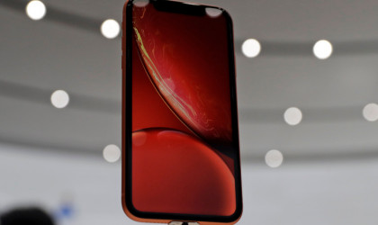 «Βουτιά» iPhone στην Κίνα, χάνει από την Huawei