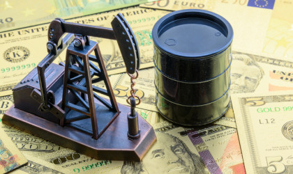 Απώλειες για το πετρέλαιο - Νέα μάχη για τον ΟΠΕΚ