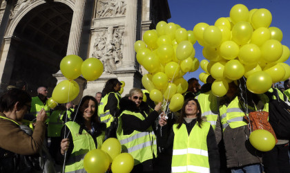 Το μυθιστόρημα που προέβλεψε τα Κίτρινα Γιλέκα